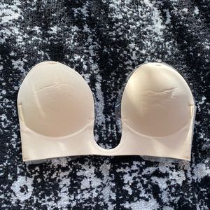 Strapless Lowcut Sticky Bra